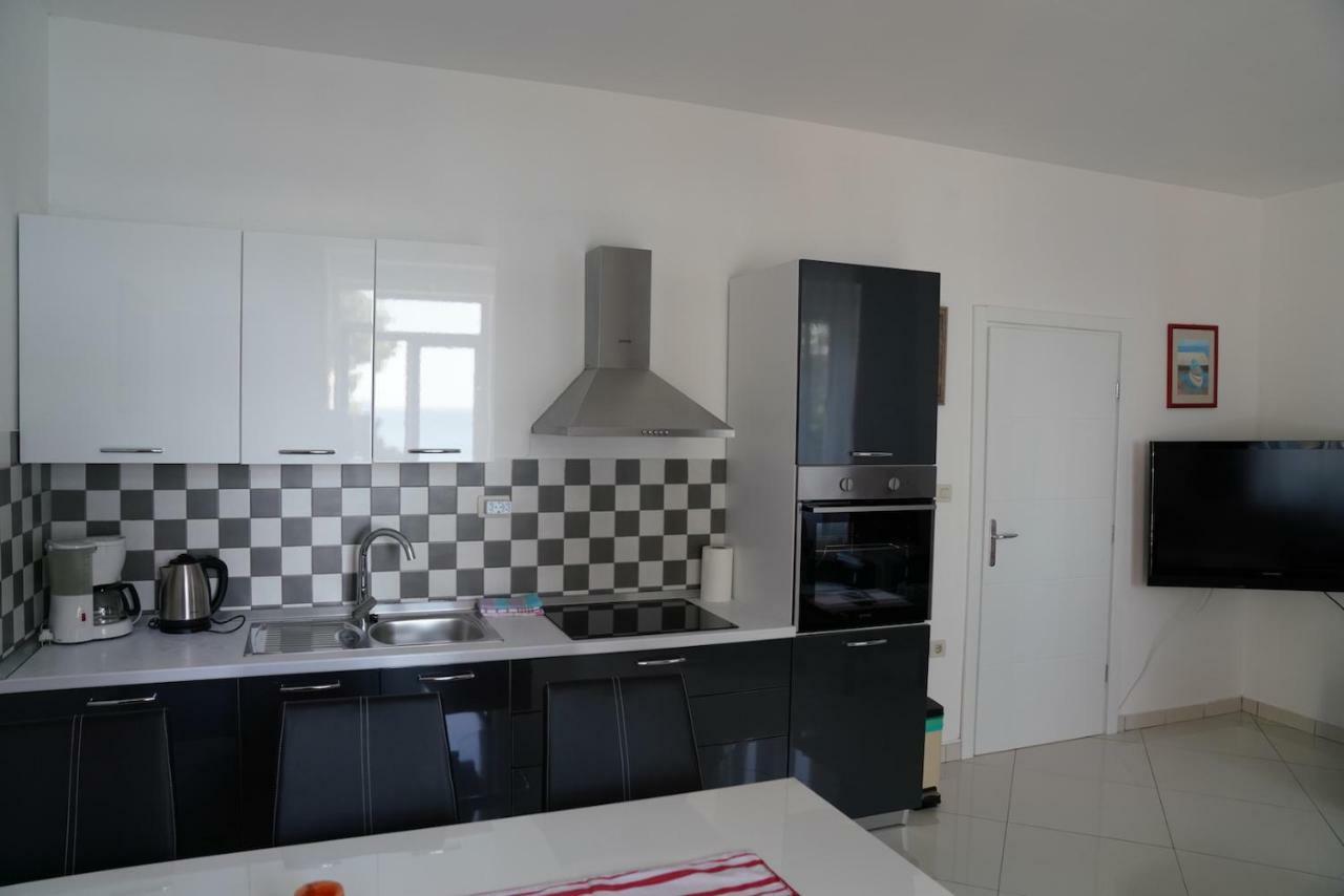 Sesar Apartments Krk - No. 2 Vinko Krk Town Exterior foto